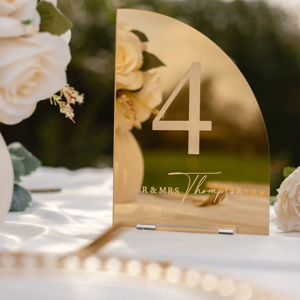 Personalizowana tablica barowa – Table Number Gold recenzja i cena