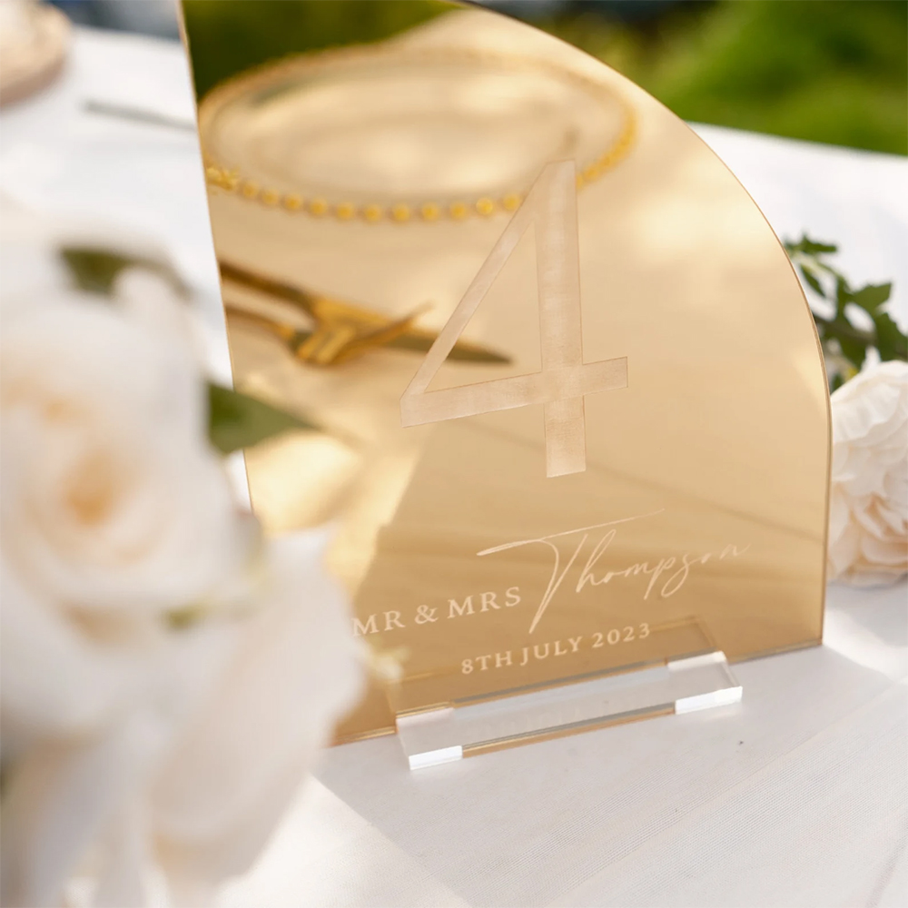 Personalizowana tablica barowa – Table Number Gold recenzja i cena